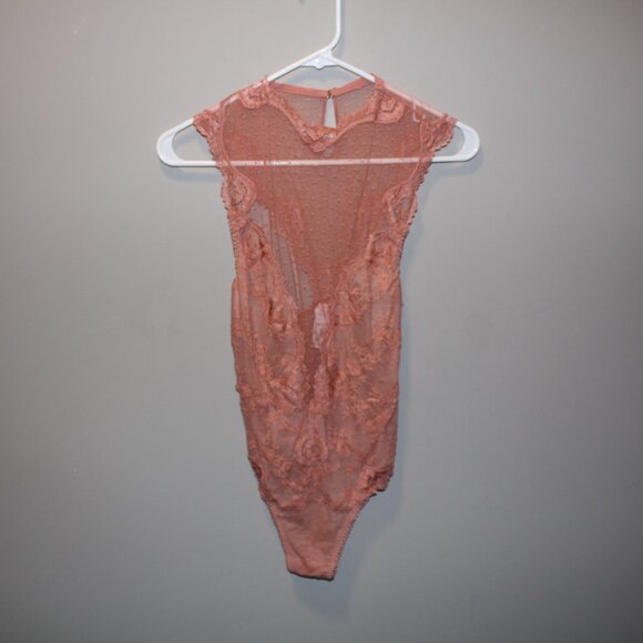 Victoria's Secret Lingerie - M - NWT